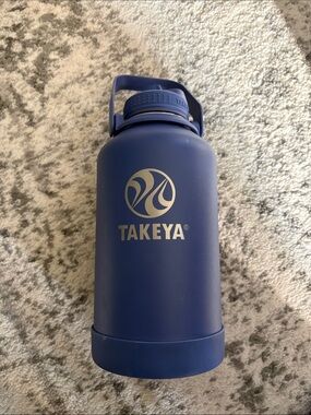 Takeya Insulated Stainless Steel 65oz large Water Bottle - Navy Blue